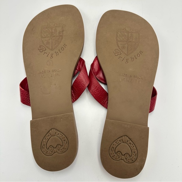 Brighton Red Alice Sandals Thong Flat Leather Womens Size 9M Silver Medallion - Picture 11 of 12